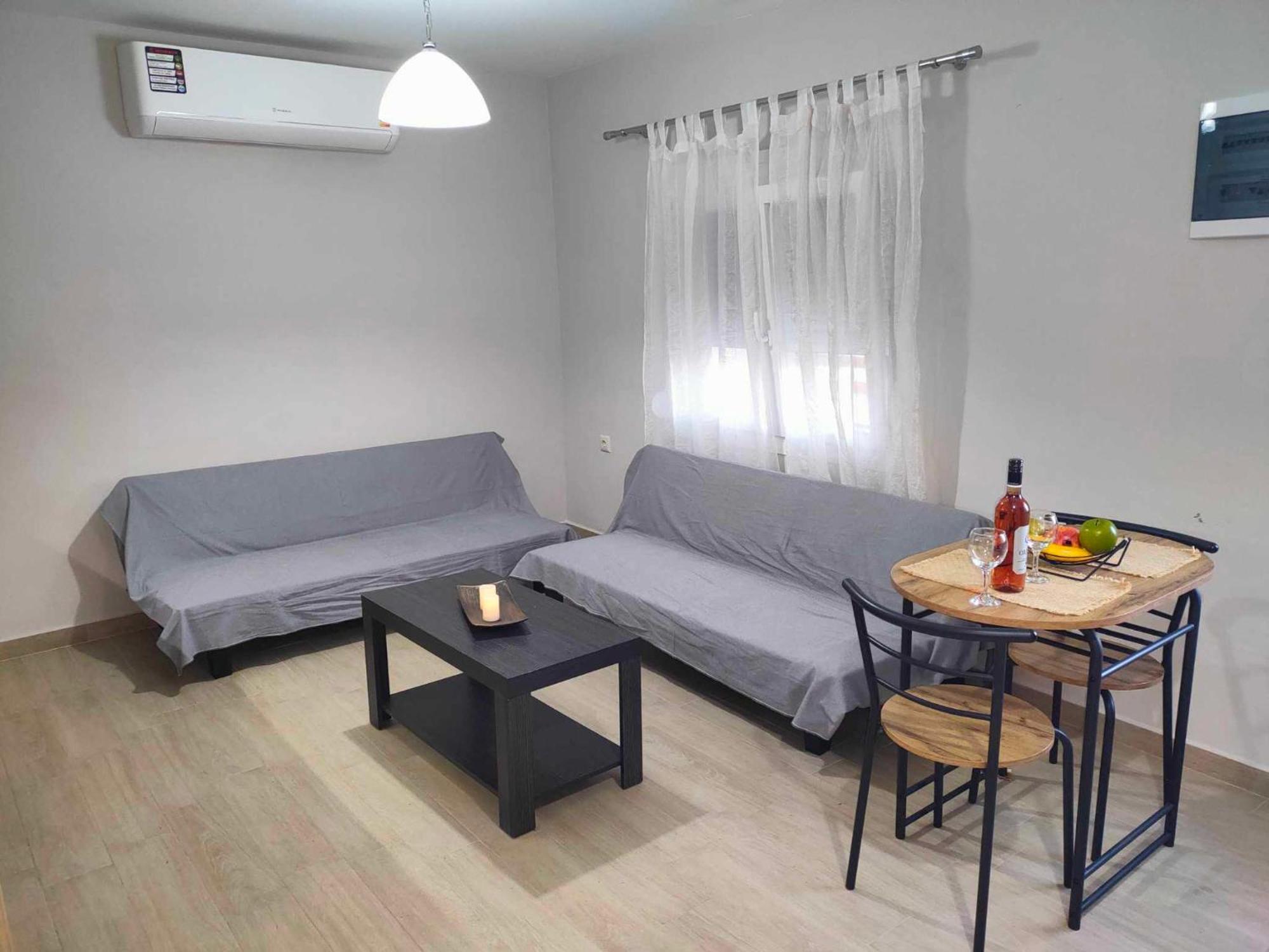 Panos House Holiday home *